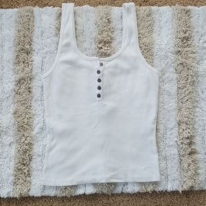 Hollister must have tank